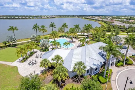 825 Seascape Place Sarasota FL 34240