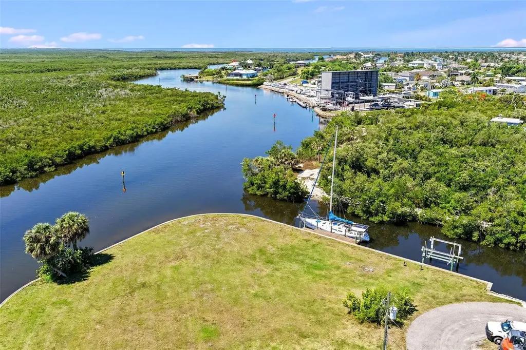 604 Tahiti Court Punta Gorda FL 33950