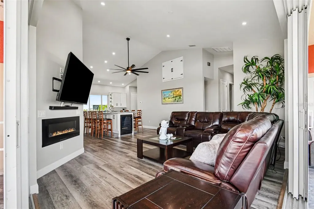 604 Tahiti Court Punta Gorda FL 33950