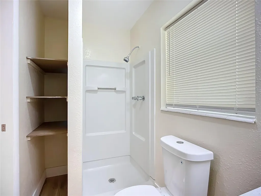 4513 W Gray Street Tampa FL 33609