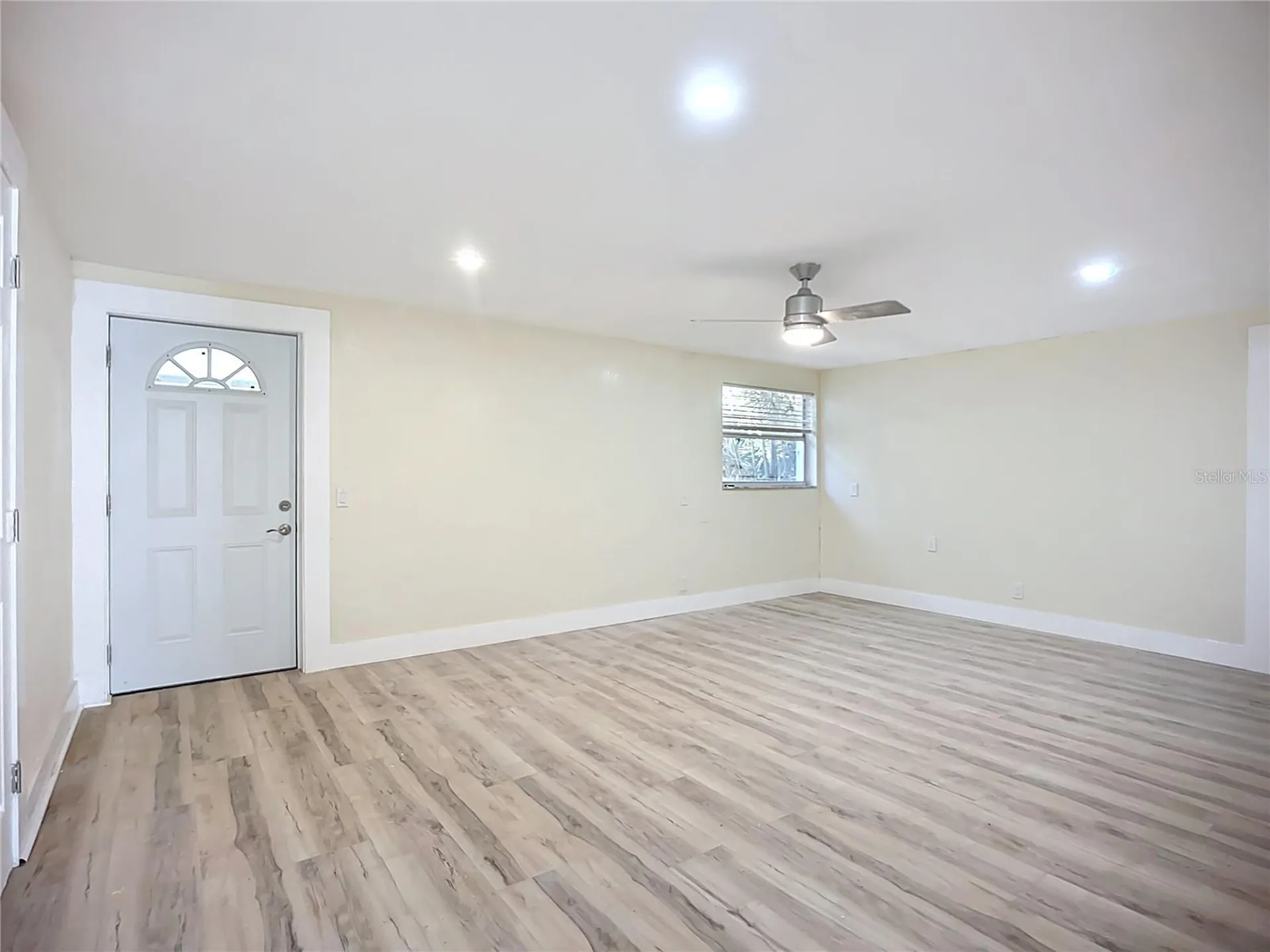 4513 W Gray Street Tampa FL 33609