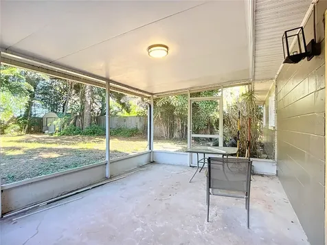 4513 W Gray Street Tampa FL 33609