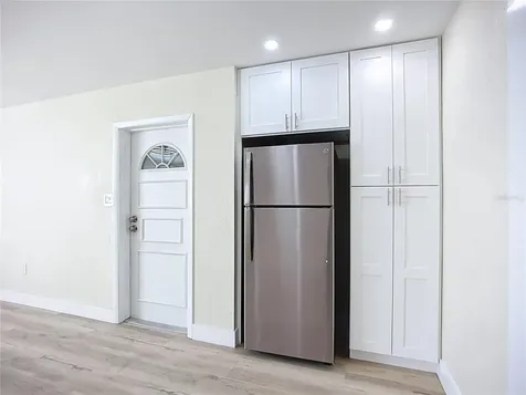 4513 W Gray Street Tampa FL 33609