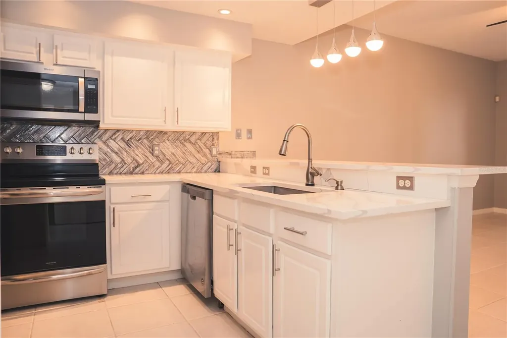673 Sandy Neck Lane Altamonte Springs FL 32714