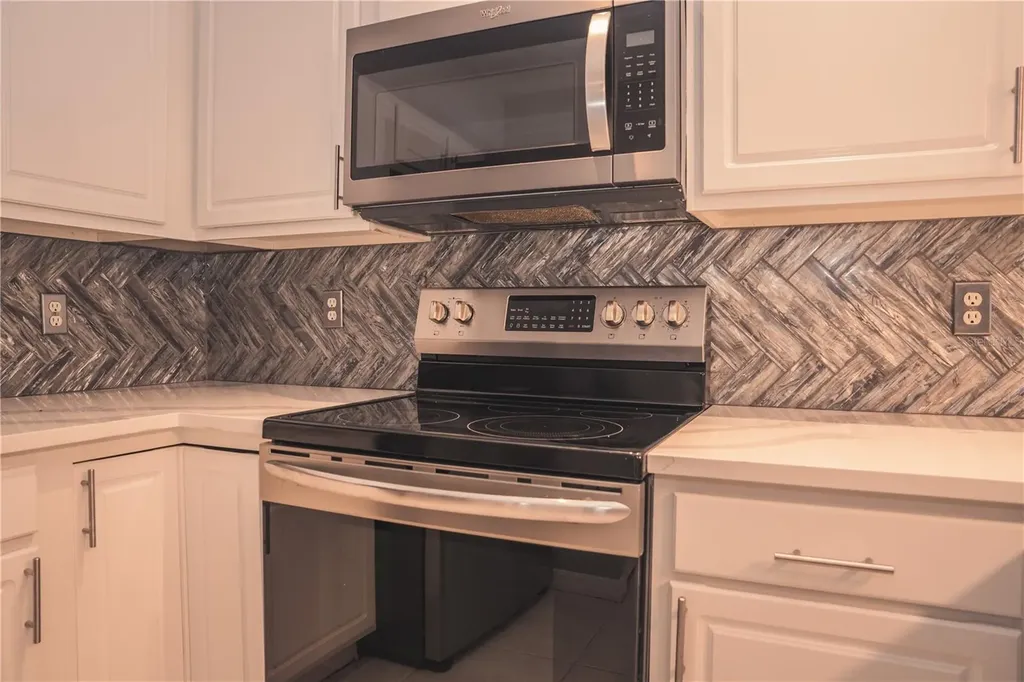 673 Sandy Neck Lane Altamonte Springs FL 32714