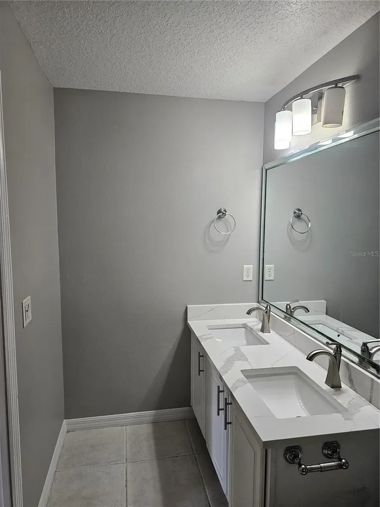 673 Sandy Neck Lane Altamonte Springs FL 32714