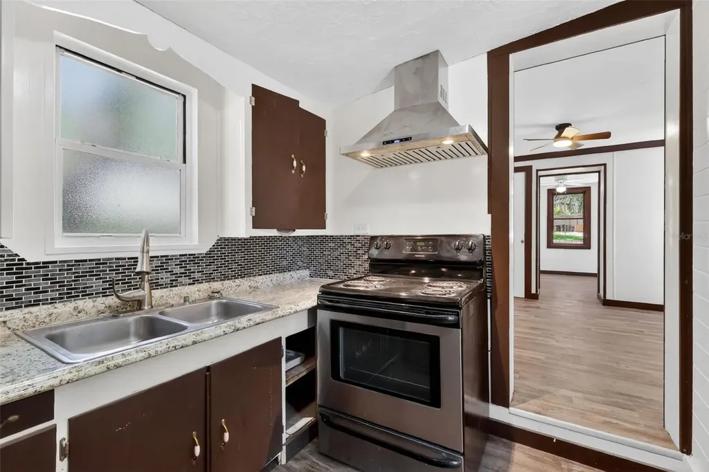 1708 Indian Trail Leesburg FL 34748