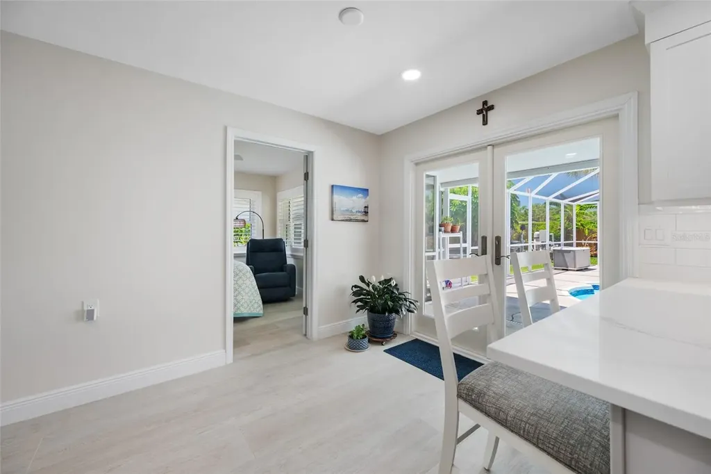 5000 Venetian Boulevard NE St Petersburg FL 33703