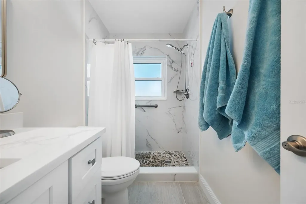 5000 Venetian Boulevard NE St Petersburg FL 33703