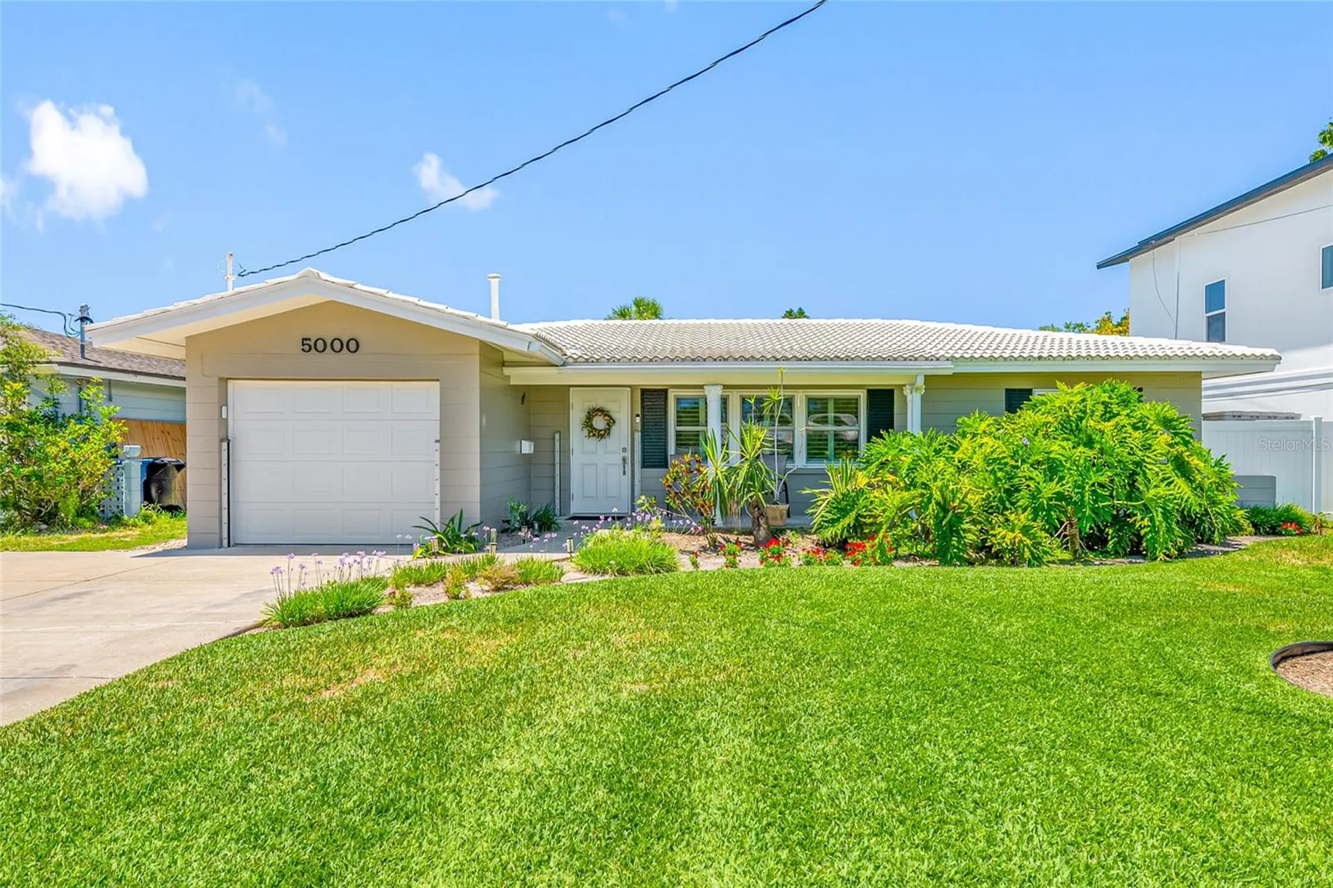 5000 Venetian Boulevard NE St Petersburg FL 33703