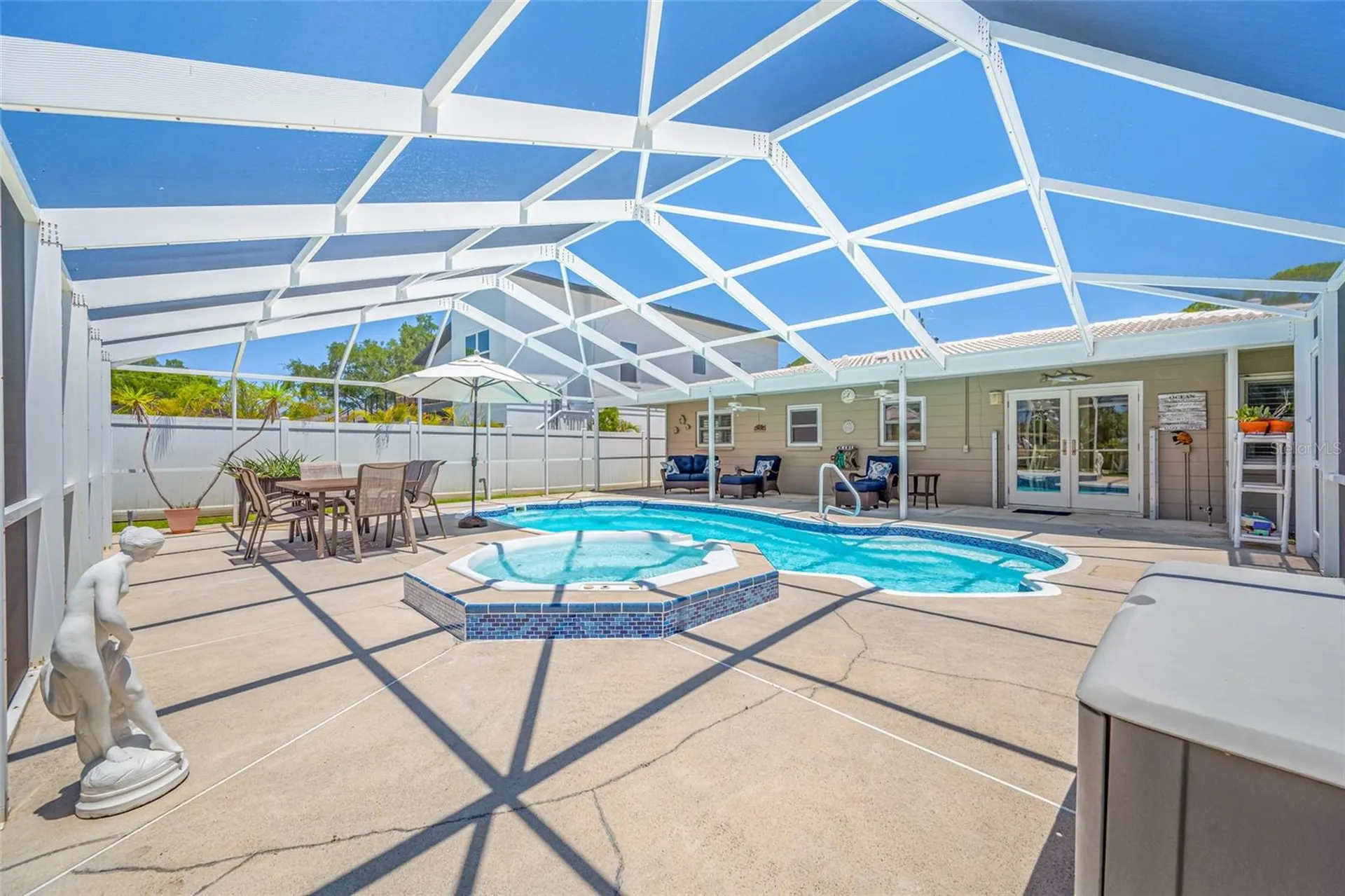 5000 Venetian Boulevard NE St Petersburg FL 33703