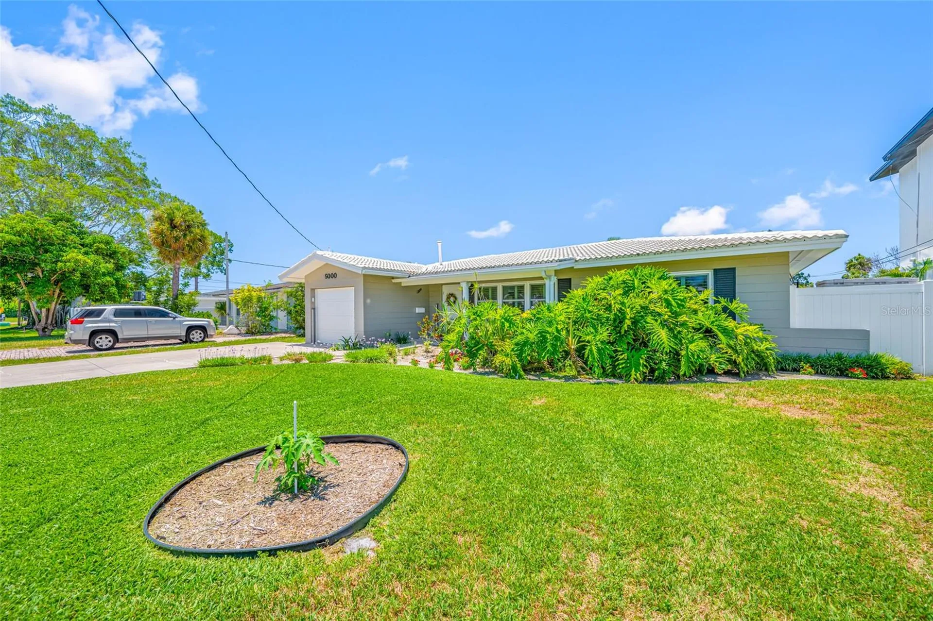 5000 Venetian Boulevard NE St Petersburg FL 33703