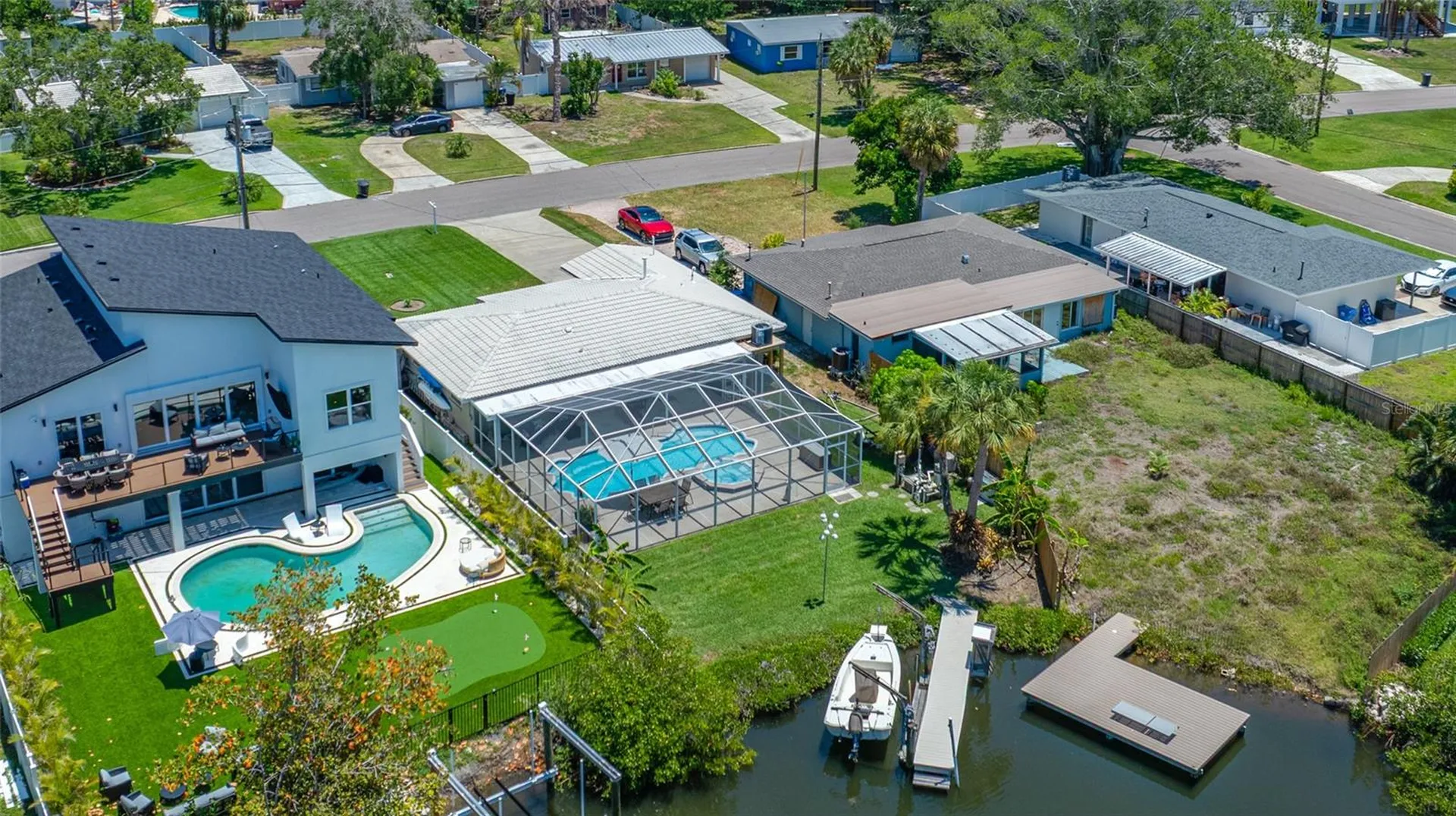 5000 Venetian Boulevard NE St Petersburg FL 33703
