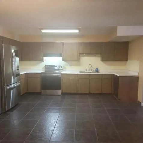 10019 N 52nd Street Tampa FL 33617