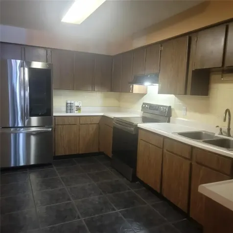 10019 N 52nd Street Tampa FL 33617
