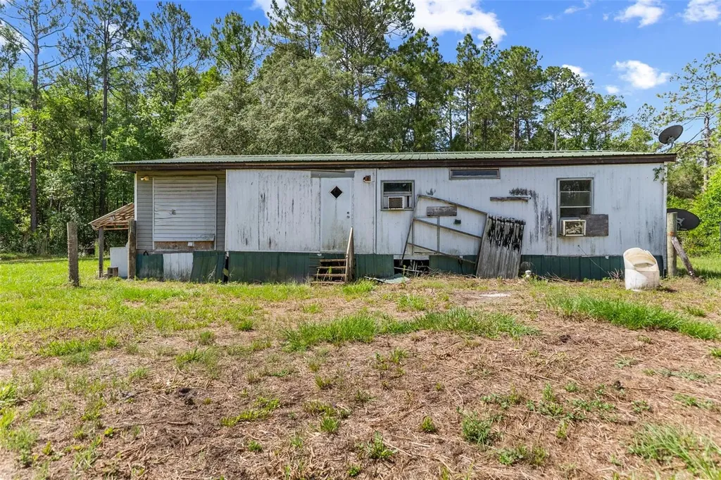 13445 NE 156th Lane Fort Mc Coy FL 32134
