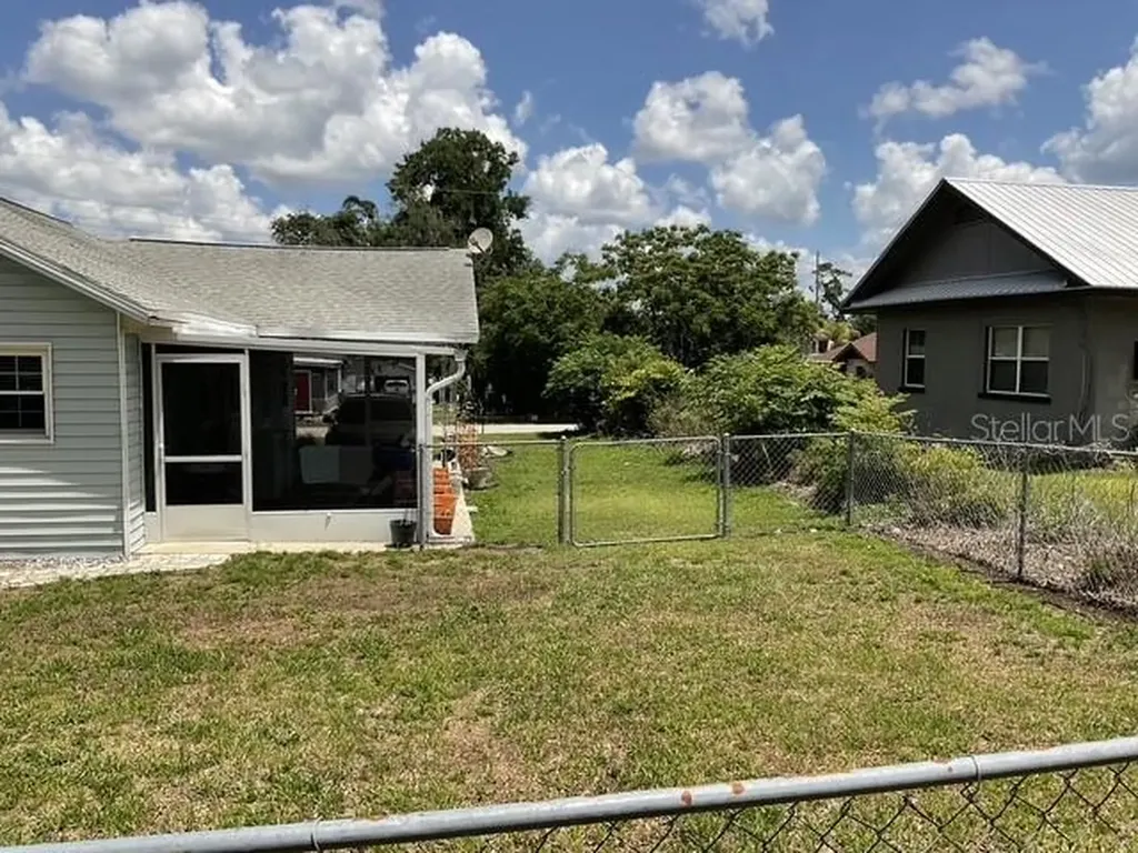 37204 Magnolia Avenue Dade City FL 33523