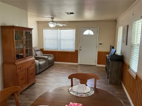 37204 Magnolia Avenue Dade City FL 33523