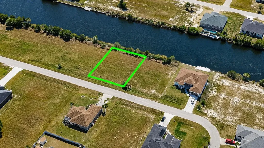 2734 NW 10th Street Cape Coral FL 33993