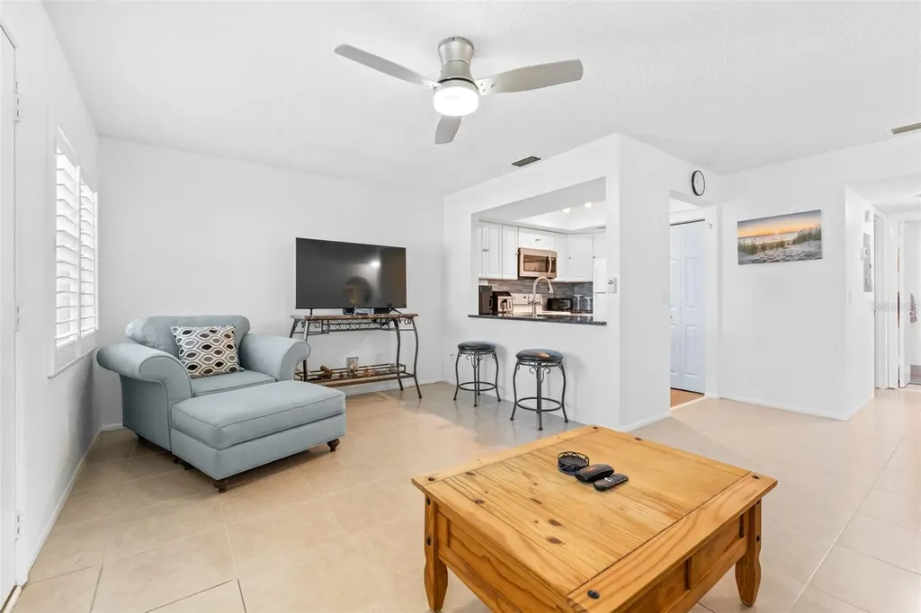 1250 S Pinellas Avenue Tarpon Springs FL 34689