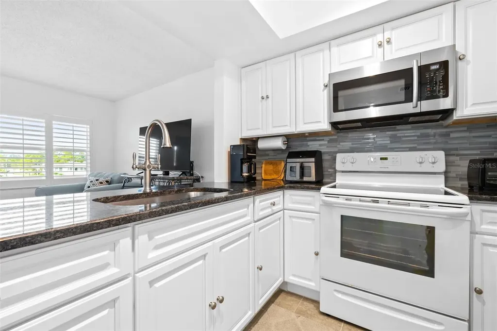1250 S Pinellas Avenue Tarpon Springs FL 34689