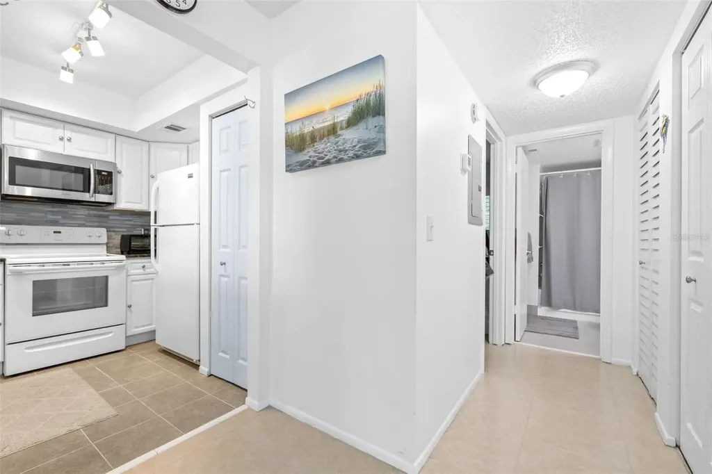 1250 S Pinellas Avenue Tarpon Springs FL 34689