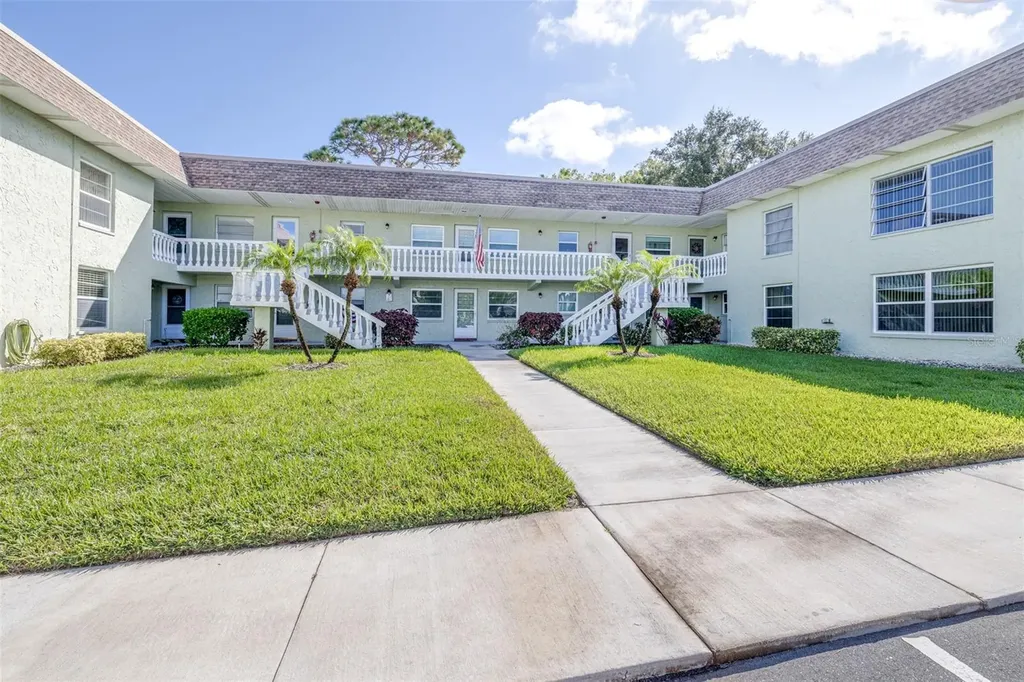1250 S Pinellas Avenue Tarpon Springs FL 34689