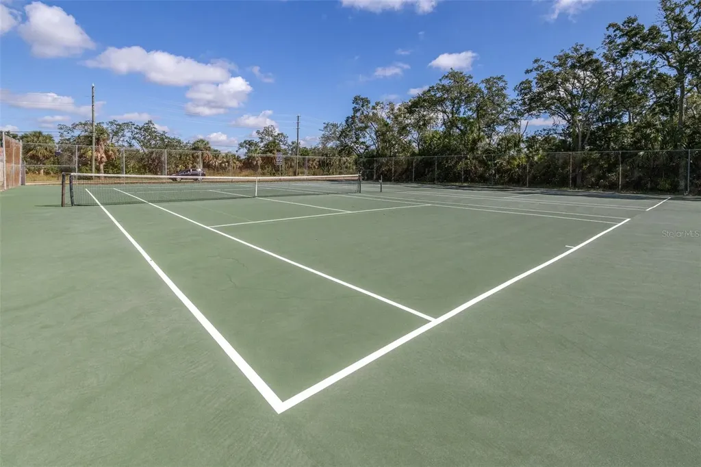 1250 S Pinellas Avenue Tarpon Springs FL 34689