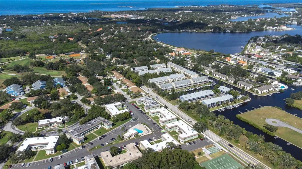 1250 S Pinellas Avenue Tarpon Springs FL 34689