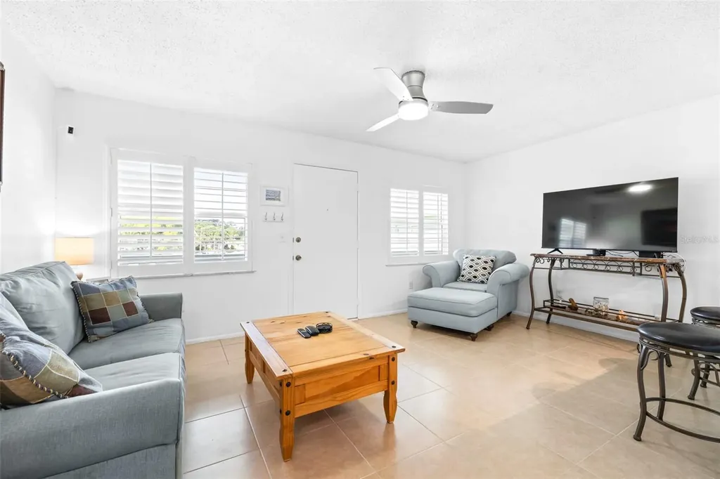 1250 S Pinellas Avenue Tarpon Springs FL 34689