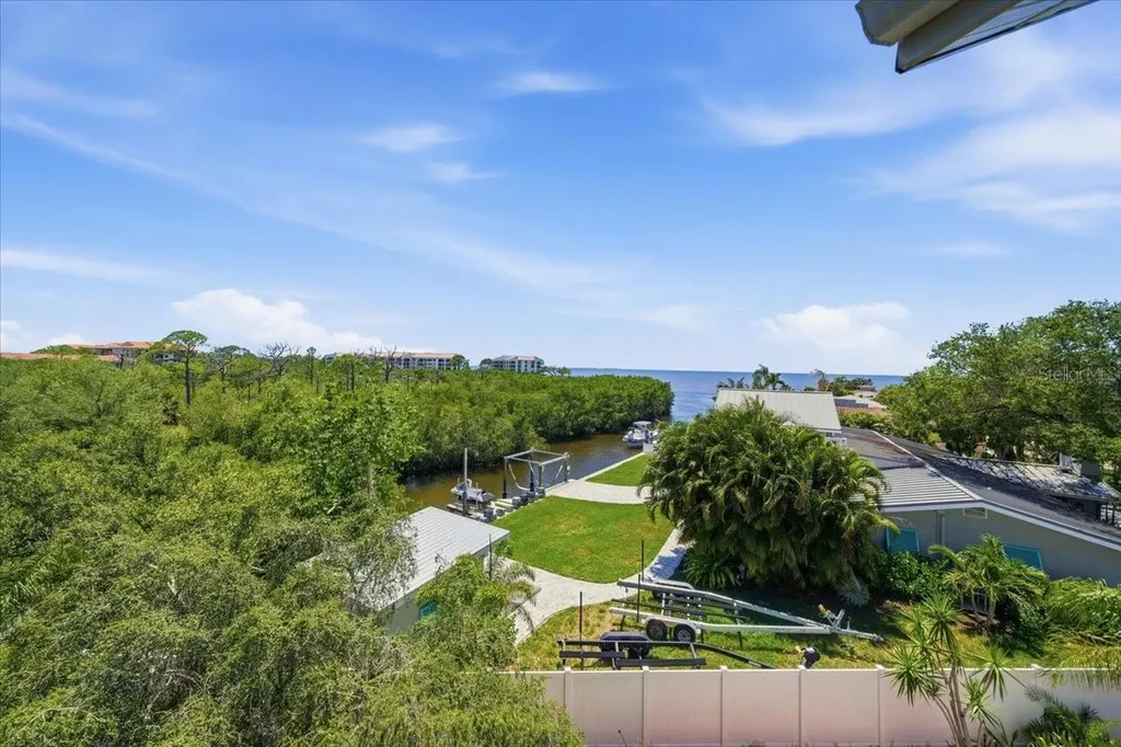 1130 S Florida Avenue Tarpon Springs FL 34689