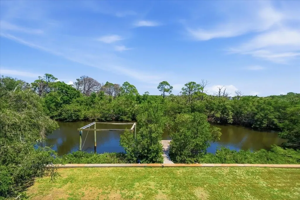 1130 S Florida Avenue Tarpon Springs FL 34689