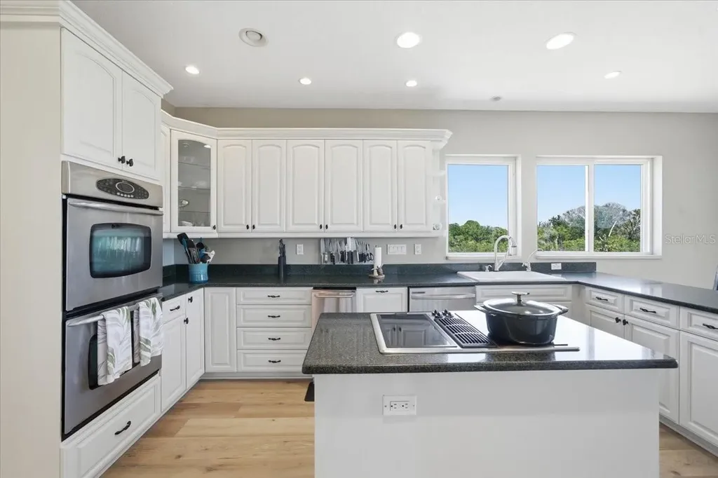 1130 S Florida Avenue Tarpon Springs FL 34689