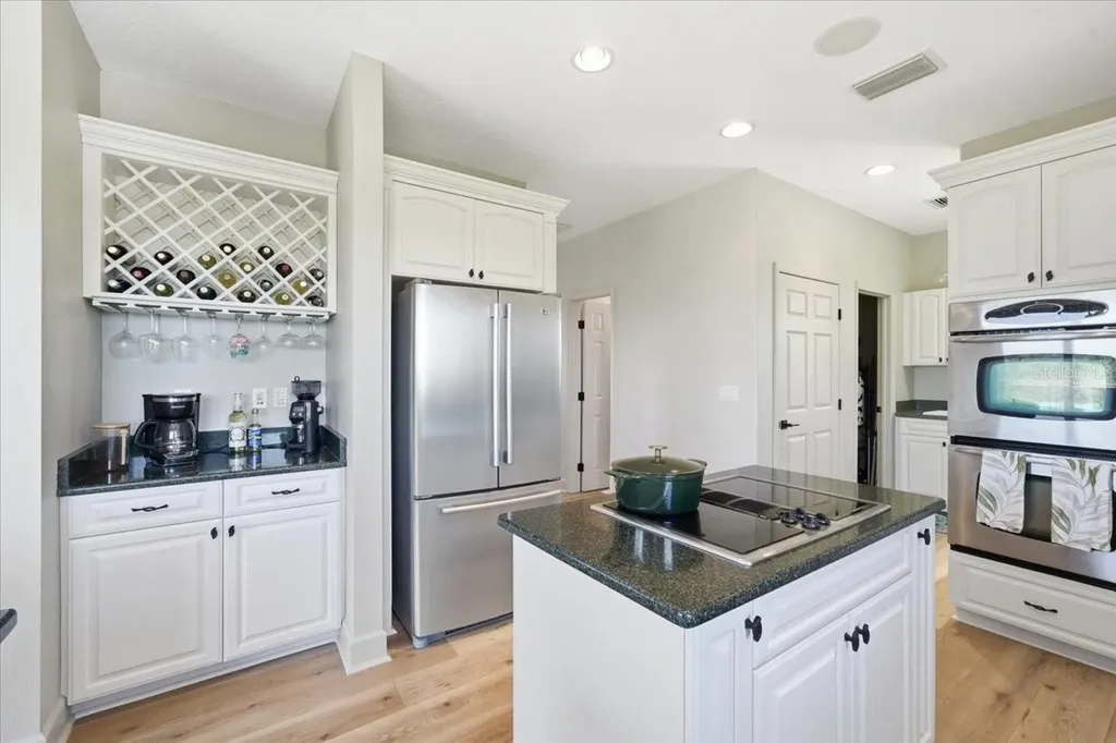 1130 S Florida Avenue Tarpon Springs FL 34689