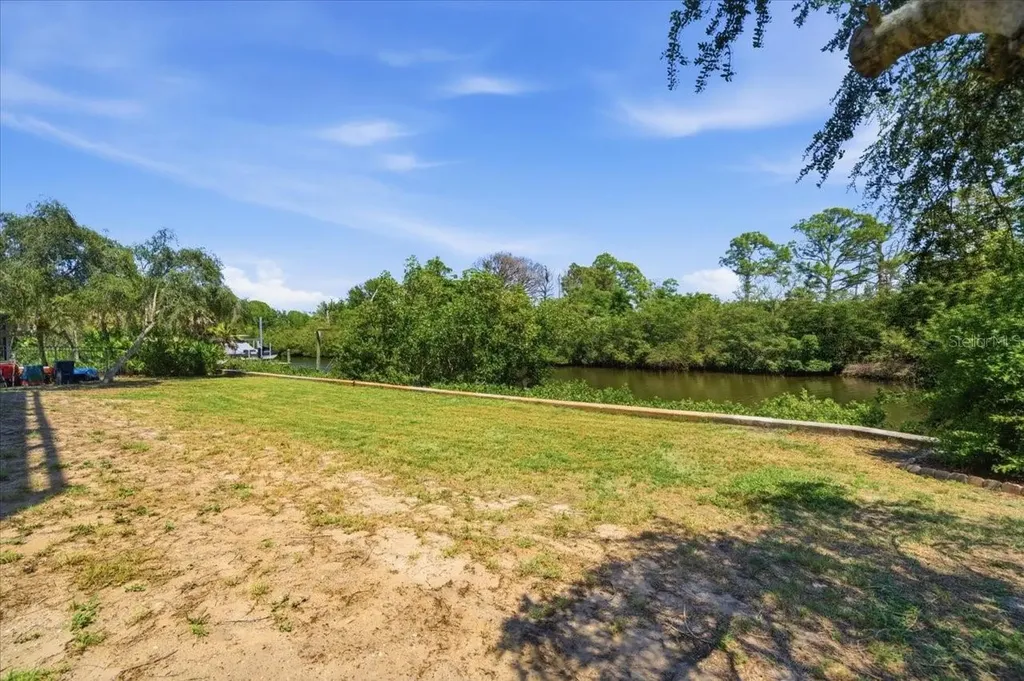 1130 S Florida Avenue Tarpon Springs FL 34689