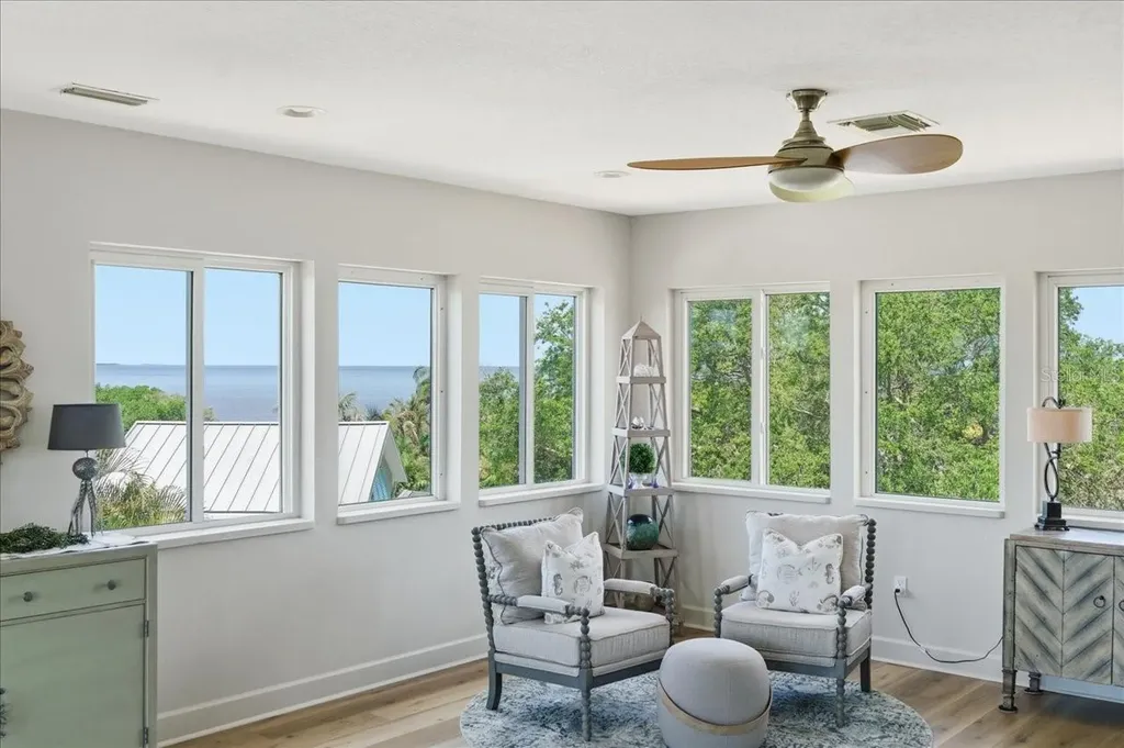 1130 S Florida Avenue Tarpon Springs FL 34689