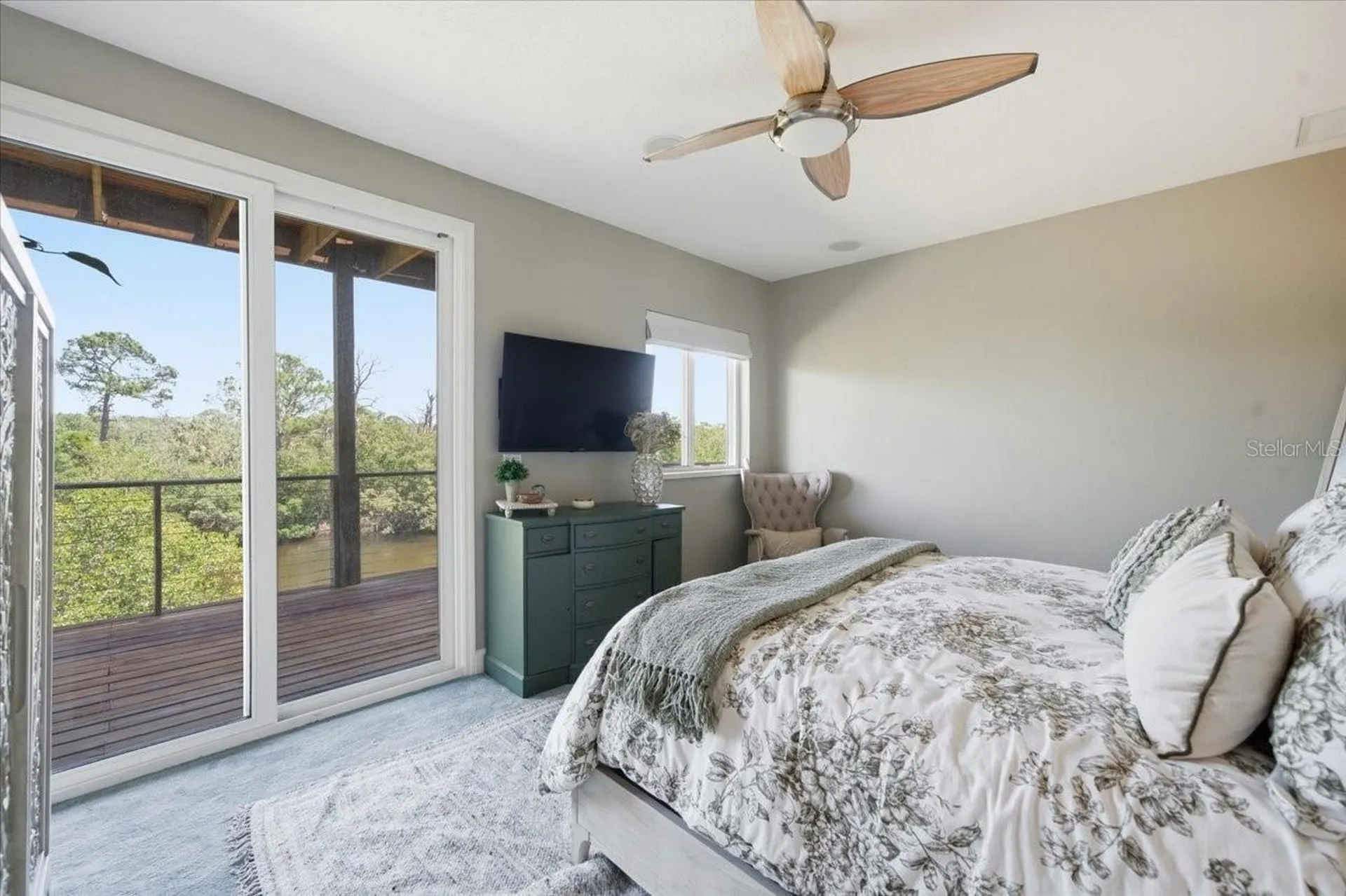 1130 S Florida Avenue Tarpon Springs FL 34689