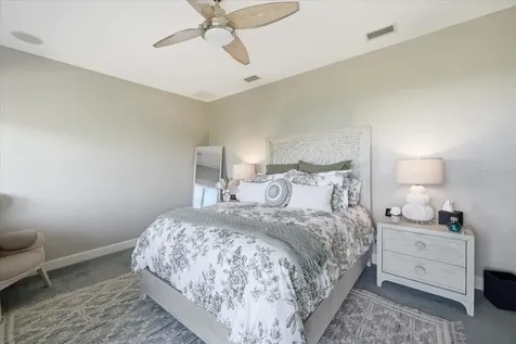 1130 S Florida Avenue Tarpon Springs FL 34689