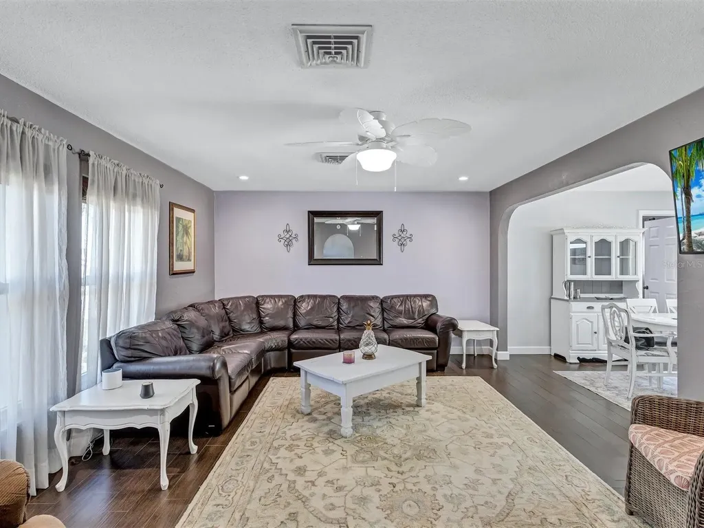 11152 131st Avenue Largo FL 33778