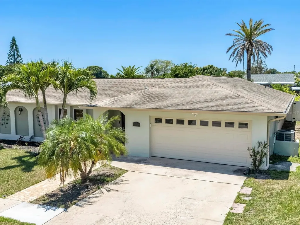 11152 131st Avenue Largo FL 33778