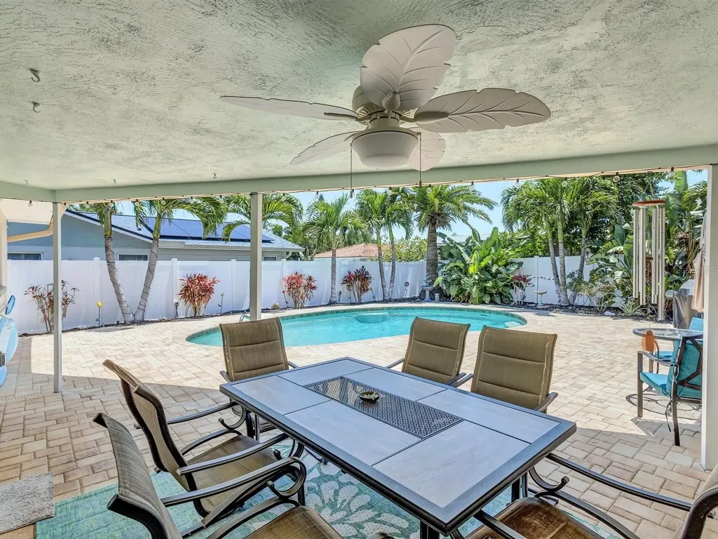11152 131st Avenue Largo FL 33778