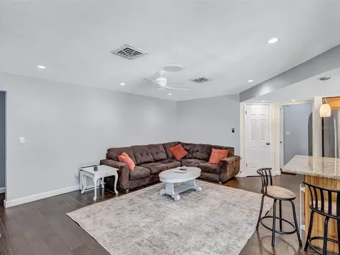 11152 131st Avenue Largo FL 33778