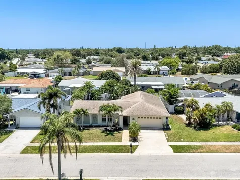 11152 131st Avenue Largo FL 33778