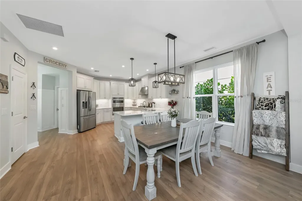 8366 Velda Trail Sarasota FL 34241
