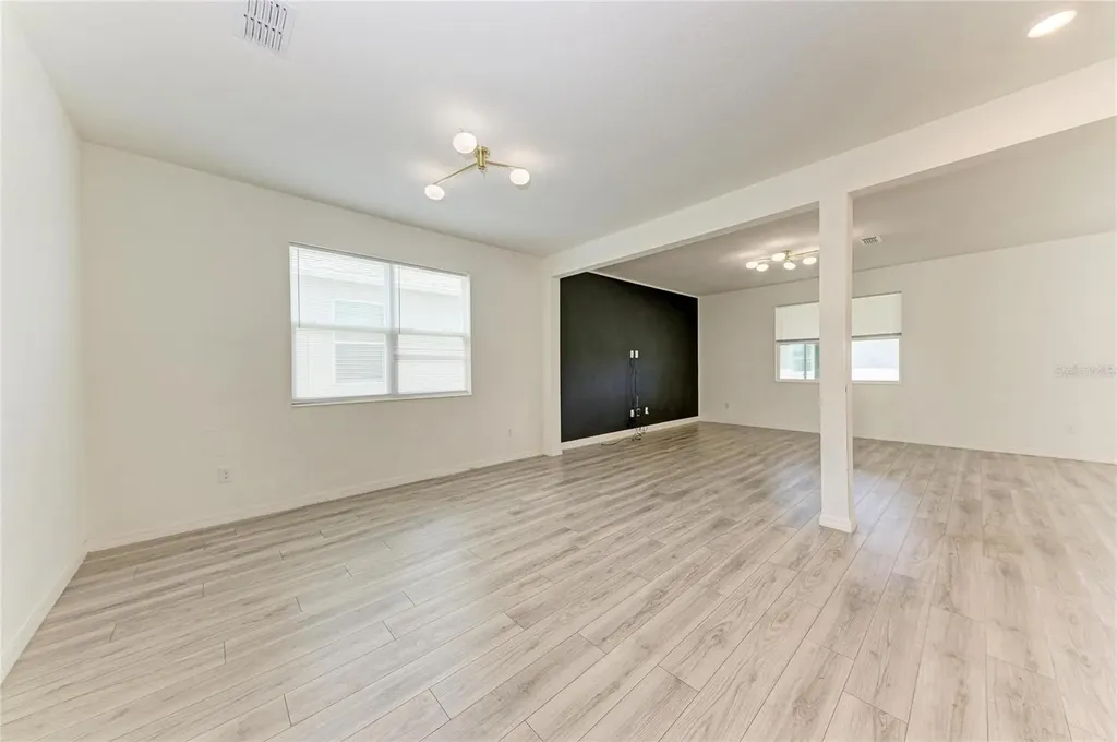 5826 143rd Court E Bradenton FL 34211