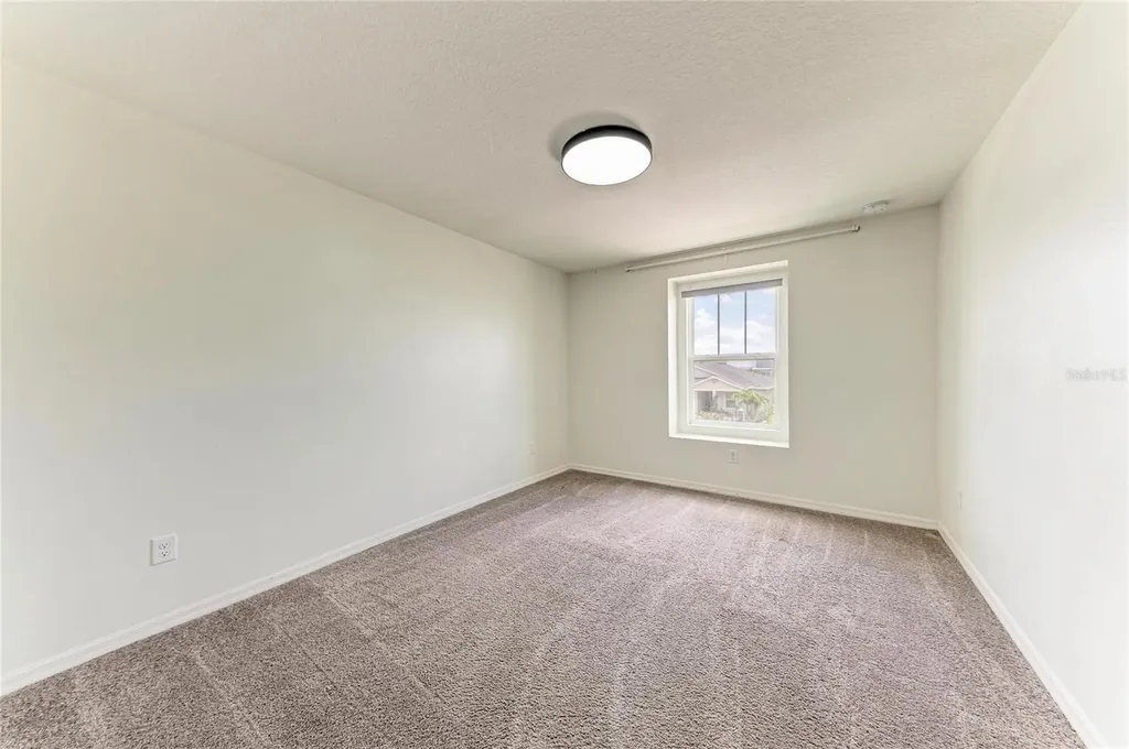 5826 143rd Court E Bradenton FL 34211