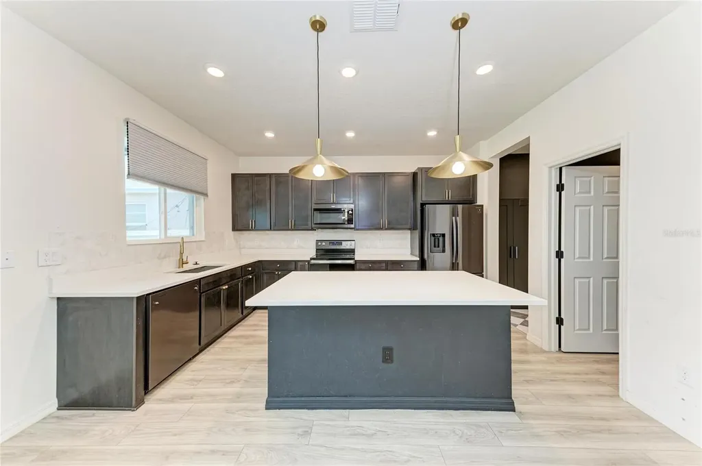 5826 143rd Court E Bradenton FL 34211