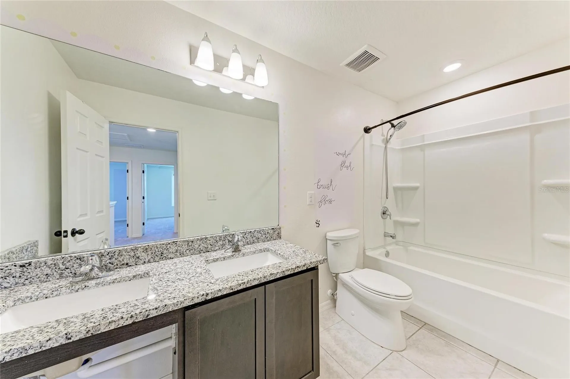 5826 143rd Court E Bradenton FL 34211