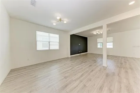 5826 143rd Court E Bradenton FL 34211