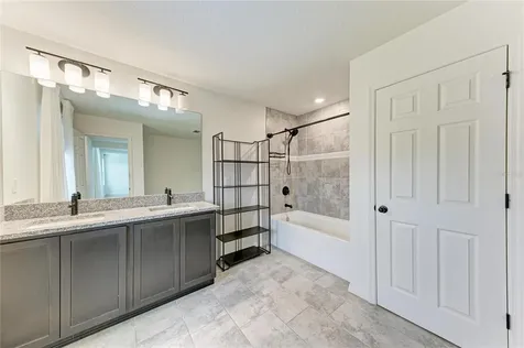 5826 143rd Court E Bradenton FL 34211